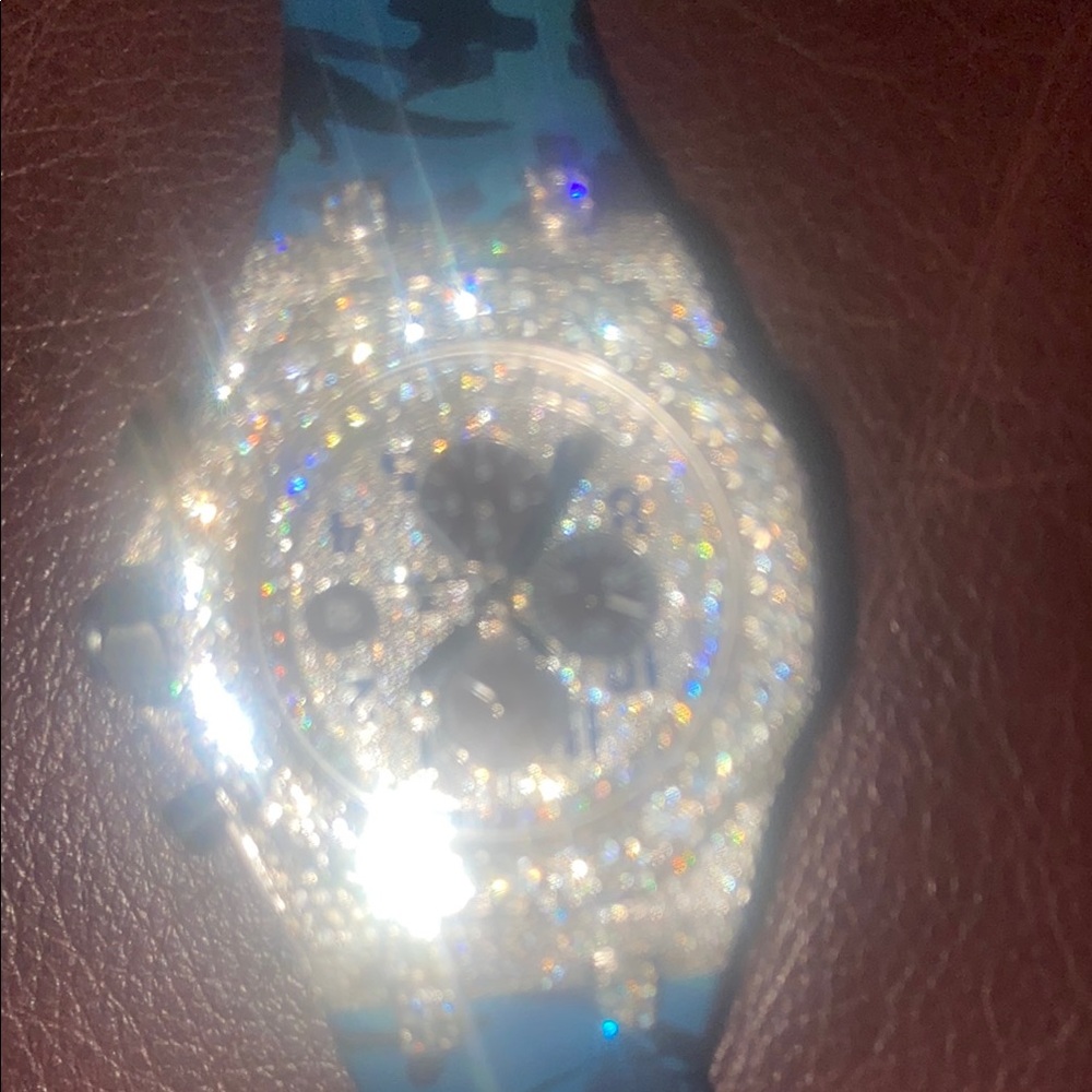 Sparkling AP Watch with Blue one of one royal oak band
